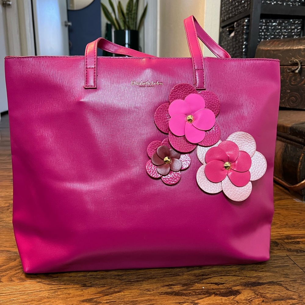 Elizabet Arden tote bag .